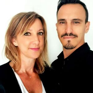 Avatar logo | Sidonie • Jimmy • Vos conseillers en Immobilier |
                                                         La Rochelle |
                                                          |
                                                         Photographe visite virtuelle 360° 3D