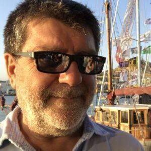 Avatar logo | PACO LLORET-FOTÓGRAFO | Benidorm Spain | 360° 3D virtual tour photographer