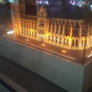 Avatar logo | Laurent Lepage |
                                                         Ormesson-sur-Marne |
                                                          |
                                                         Photographe visite virtuelle 360° 3D